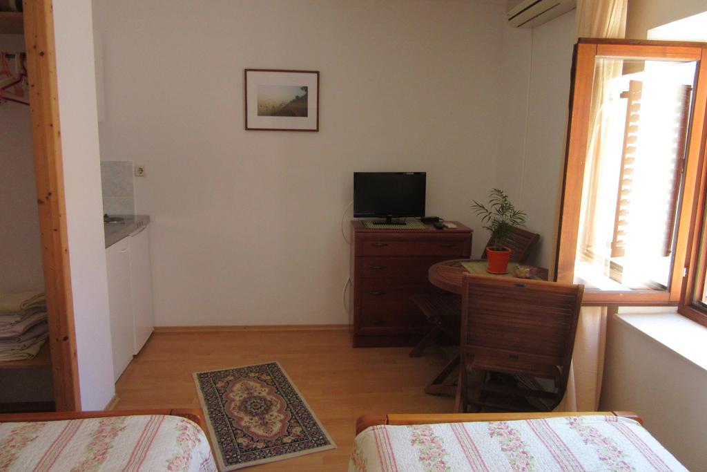 טרוגיר Dobra Apartments מראה חיצוני תמונה
