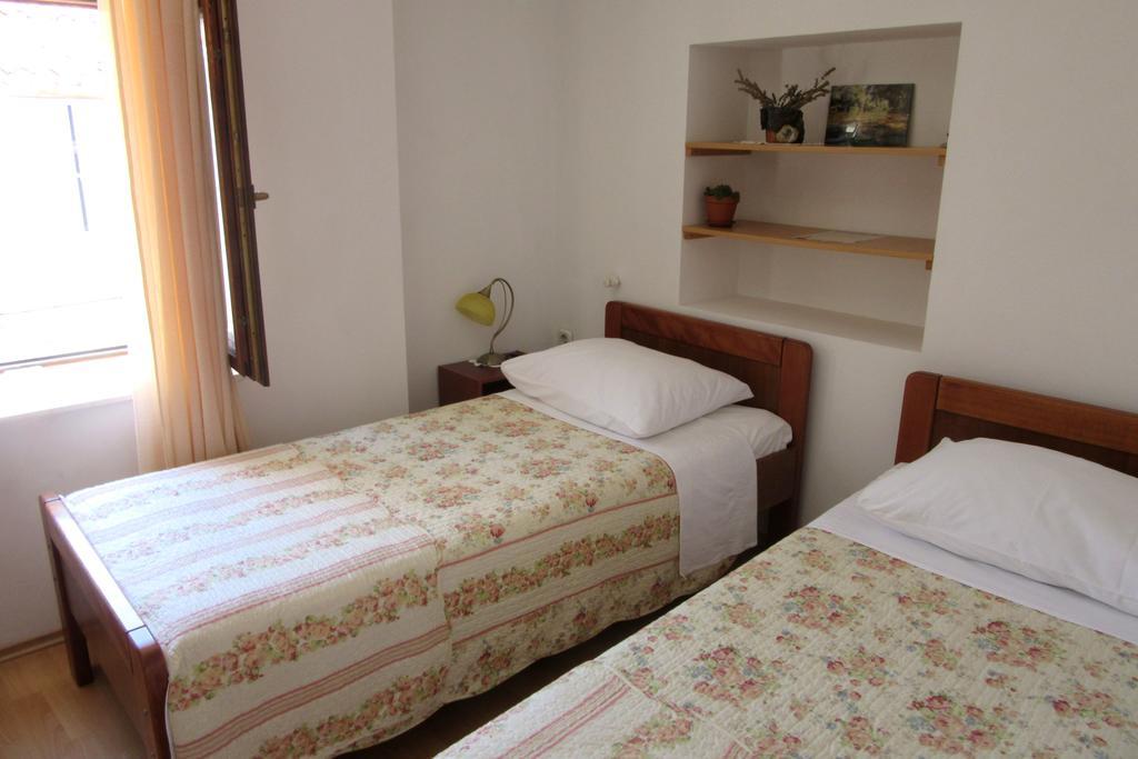 טרוגיר Dobra Apartments מראה חיצוני תמונה